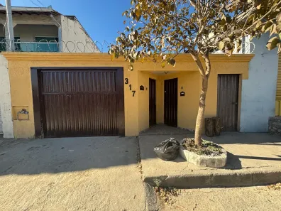 Casa com 3 Quartos para alugar, 120m² no Petrópolis, Betim