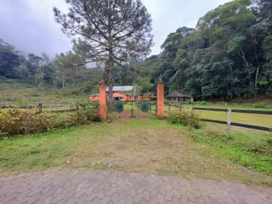Lote/Terreno à venda, 18000m² no Fazenda Inglesa, Petrópolis