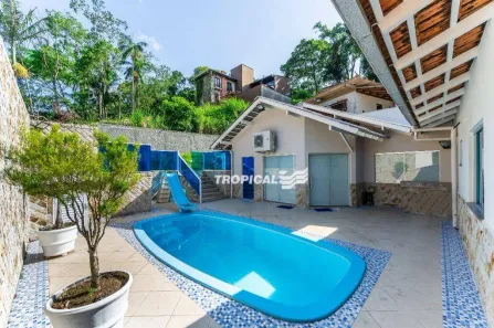 Casa com 3 Quartos à venda, 262m² no Escola Agrícola, Blumenau