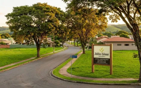 Lote/Terreno à venda, 300m² no Santa Rosa, Divinópolis