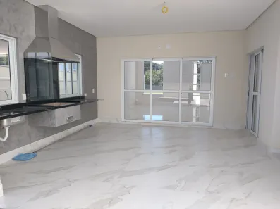 Casa com 3 Quartos à venda, 380m² no Vilarejo, Carapicuíba