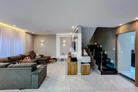 Casa com 3 Quartos à venda, 250m² no Vila Santa Isabel, São Paulo