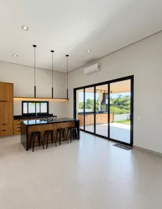 Casa de Condomínio com 3 Quartos à venda, 200m² no Mirante dos Ipês, Salto