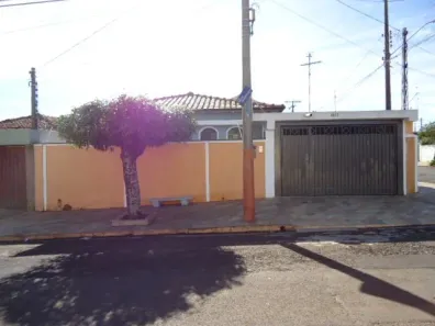 Casa com 3 Quartos à venda, 100m² no Vila Boa Vista 1, São Carlos
