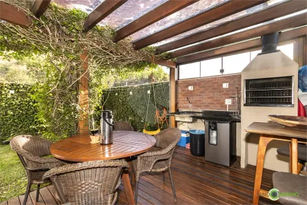 Casa com 3 Quartos à venda, 240m² no Teresópolis, Porto Alegre
