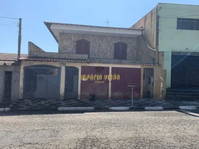 Sobrado com 3 Quartos à venda, 269m² no Vila Amorim, Suzano