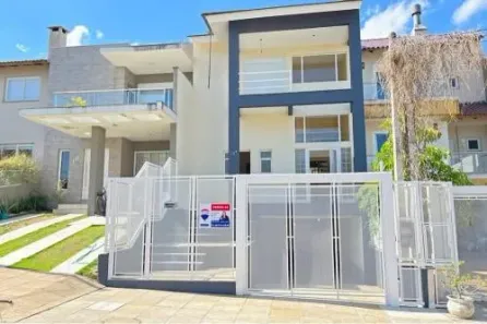 Casa com 3 Quartos à venda, 230m² no Hípica, Porto Alegre