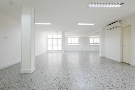 Ponto Comercial com 4 Quartos para alugar, 110m² no República, São Paulo