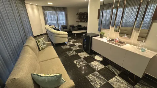 Apartamento com 4 Quartos para venda ou aluguel, 225m² no Setor Bueno, Goiânia