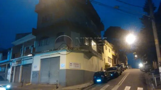 Casa com 8 Quartos à venda, 377m² no Jardim Roberto, Osasco