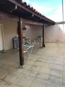 Casa com 3 Quartos à venda, 190m² no Jardim Canaã, Uberlândia
