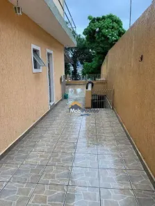 Sobrado com 3 Quartos à venda, 150m² no Três Montanhas, Osasco
