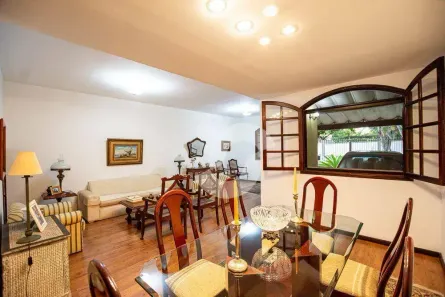 Casa com 3 Quartos à venda, 232m² no Piratininga, Niterói