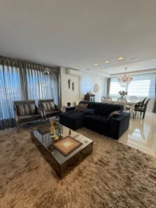 Apartamento com 3 Quartos para alugar, 200m² no São Leopoldo, Caxias do Sul