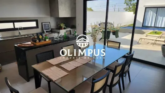 Casa de Condomínio com 3 Quartos para alugar, 221m² no Laranjeiras, Uberlândia