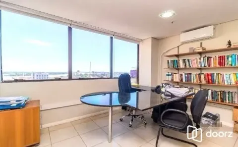 Sala Comercial com 7 Quartos à venda, 396m² no Centro Histórico, Porto Alegre