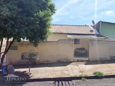 Casa com 5 Quartos à venda, 200m² no Dutra Nelo, Ibiporã
