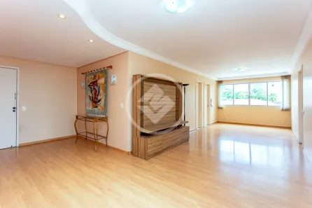 Apartamento com 3 Quartos à venda, 138m² no Centro Cívico, Curitiba