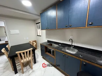 Apartamento com 2 Quartos para alugar, 65m² no Municípios, Balneário Camboriú