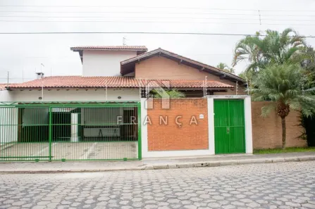 Casa com 3 Quartos à venda, 298m² no Jardim Flórida, Jacareí