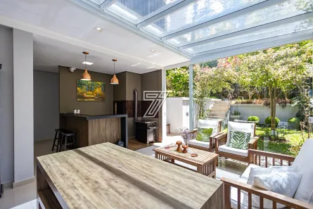 Casa com 4 Quartos à venda, 275m² no Vista Alegre, Curitiba