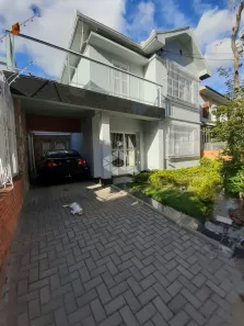 Casa com 4 Quartos à venda, 200m² no Azenha, Porto Alegre