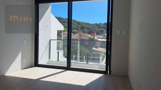 Casa com 3 Quartos à venda, 125m² no Lagoa da Conceição, Florianópolis