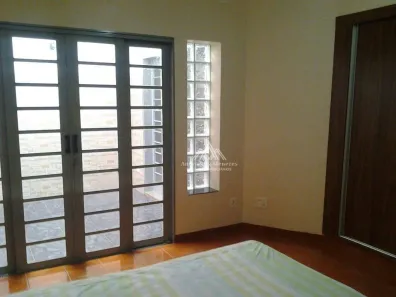 Casa com 2 Quartos à venda, 117m² no Vila Tibério, Ribeirão Preto