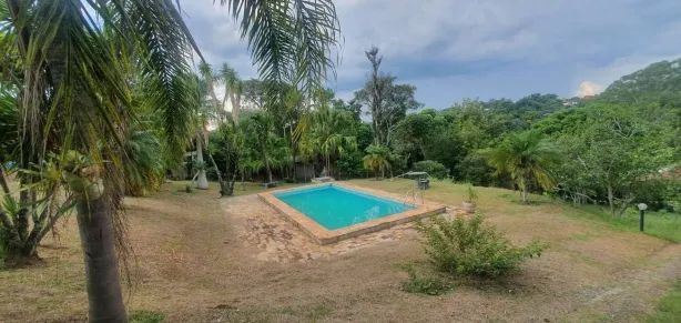 Fazenda/Sítio com 3 Quartos à venda, 600m² no Monterrey, Louveira