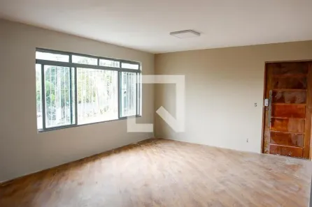 Casa com 3 Quartos à venda, 200m² no Umuarama, Osasco