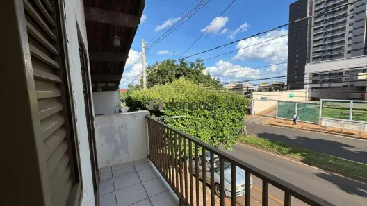 Casa com 3 Quartos à venda, 232m² no Santa Marta, Uberaba