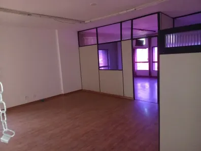 Sala Comercial para venda ou aluguel, 87m² no Vila Mathias, Santos