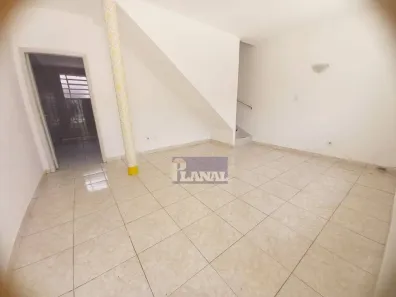 Sobrado com 2 Quartos para alugar, 125m² no Indianópolis, São Paulo