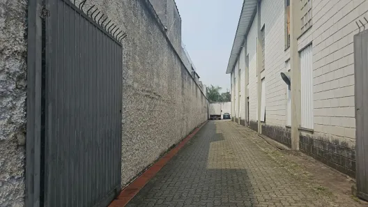 Galpão/Depósito/Armazém à venda, 2500m² no Vila Santana, São Paulo