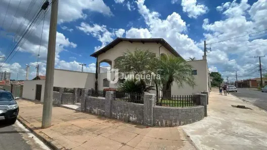 Casa com 3 Quartos à venda, 354m² no Jardim São Cristóvão I, Rio das Pedras