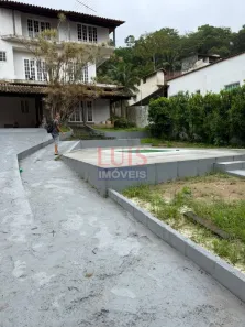 Casa com 4 Quartos para alugar, 520m² no Serra Grande, Niterói