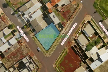 Lote/Terreno à venda, 392m² no Jardim Três Lagoas, Maringá