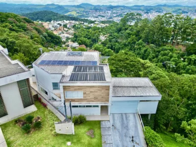 Casa com 3 Quartos à venda, 366m² no Granville, Juiz de Fora