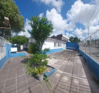 Casa com 3 Quartos à venda, 215m² no Engenho do Meio, Recife