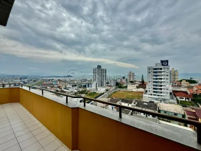 Apartamento com 2 Quartos à venda, 87m² no Barreiros, São José