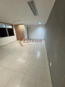 Sala Comercial para alugar, 35m² no Vila Valqueire, Rio de Janeiro