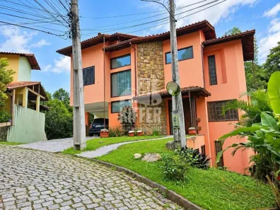 Casa de Condomínio com 4 Quartos à venda, 277m² no Badu, Niterói