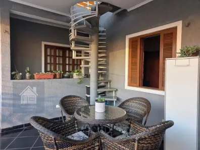 Sobrado com 4 Quartos à venda, 333m² no Vila São Nicolau, Jandira