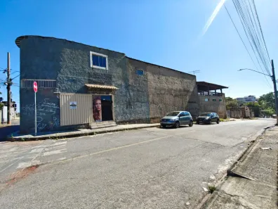 Casa com 5 Quartos à venda, 720m² no Vila Panamá, Contagem