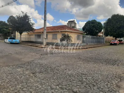 Casa com 3 Quartos à venda, 150m² no Nova Rússia, Ponta Grossa