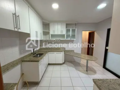 Apartamento com 2 Quartos para alugar, 100m² no Saraiva, Uberlândia