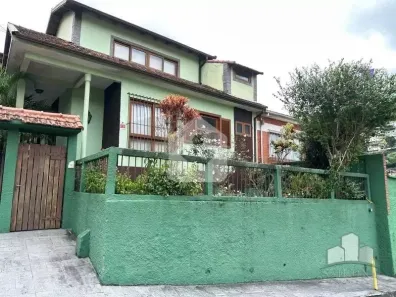 Casa com 3 Quartos para venda ou aluguel, 250m² no Cascatinha, Petrópolis