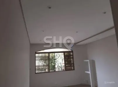 Casa com 3 Quartos à venda, 240m² no Vila Paiva, São Paulo