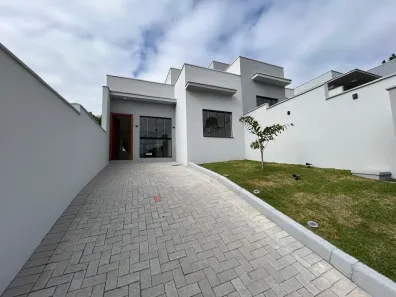 Sobrado com 3 Quartos à venda, 68m² no Guabiruba Sul, Guabiruba