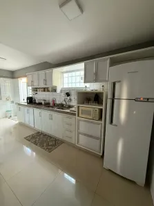 Casa de Condomínio com 4 Quartos à venda, 250m² no Quintas do Calhau, São Luís
